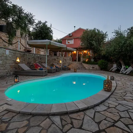Nyaraló Frajeska With Private Pool By Konnect Georgoutsatika