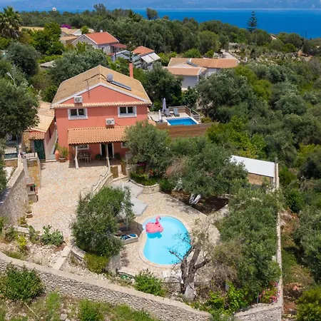 Nyaraló Frajeska With Private Pool By Konnect Georgoutsatika